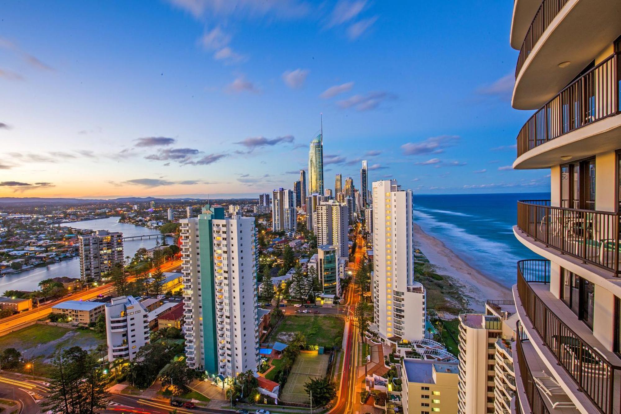 Surfers Aquarius On The Beach Gold Coast Luaran gambar